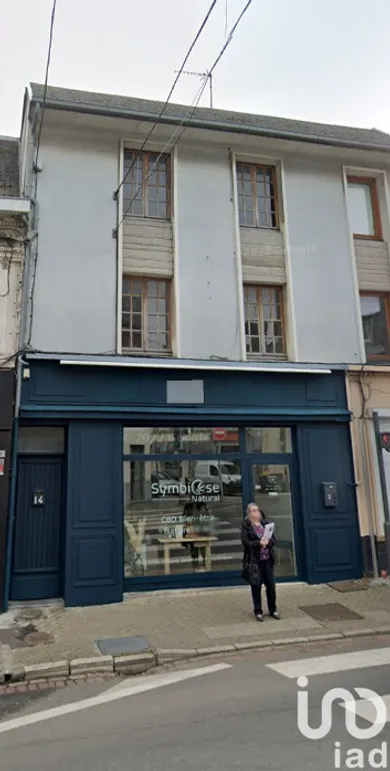 Building in Bruay-la-Buissière (62700)
