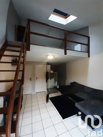 Building at Maubeuge (59600)