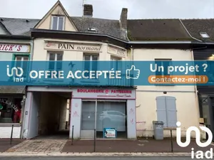 Building at Forges-les-Eaux (76440)