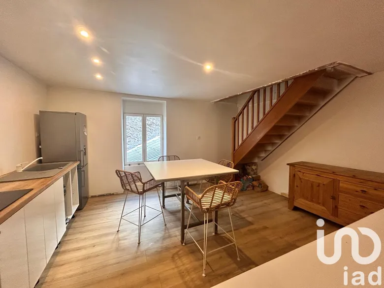 Appartement 3 pièces 78 m² · à Livet-Et-Gavet · 78 m² · 69 000 €