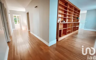 Demeure à Mandres-les-Roses (94520)