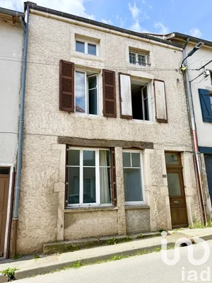 Maison de village à Dompierre-les-Ormes (71520)