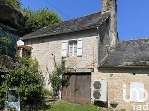 House at Saint-Cernin-de-Larche (19600)