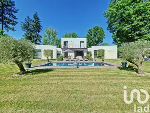 Maison d'architecte à Saint-Fargeau-Ponthierry (77310)