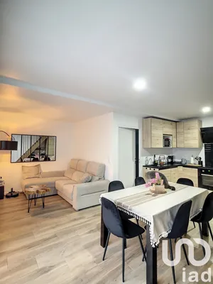 Duplex at Carrières-sous-Poissy (78955)