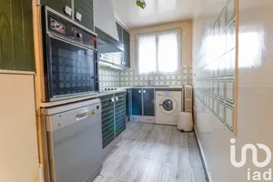 Apartment at Montrouge (92120)