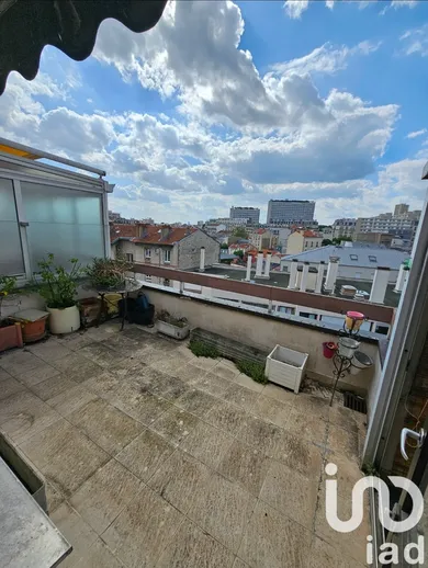 Apartment in Montreuil (93100)