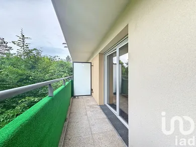 Apartment in Valenton (94460)