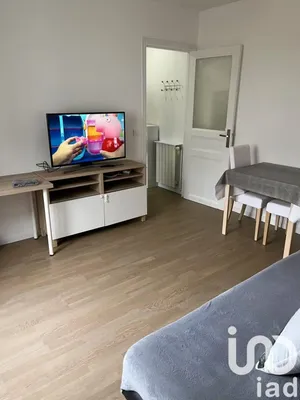 Apartment at Puteaux (92800)