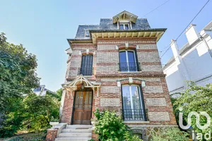 House at Bois-Colombes (92270)