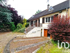 Village house at Prey (27220)