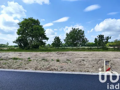 Building plot at Saint-Germain-la-Ville (51240)