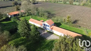 Longère à Reffanes (79420)