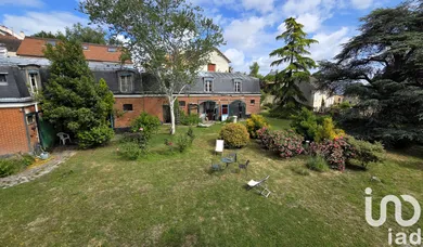 Mansion at Marly-le-Roi (78160)