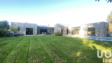 Architectural house in Moëlan-sur-Mer (29350)