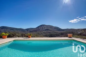 House at Les Adrets-de-l'Estérel (83600)
