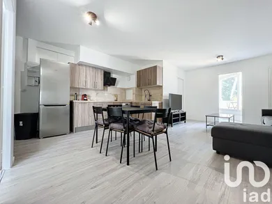 Apartment at Évry (91000)