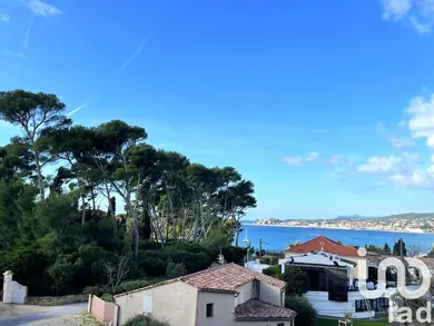 Apartment at Sanary-sur-Mer (83110)