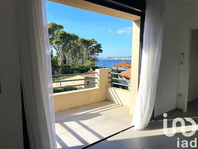 Apartment at Sanary-sur-Mer (83110)