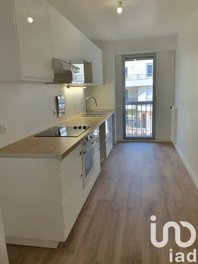 Apartment at Le Plessis-Robinson (92350)