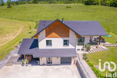 Maison traditionnelle à La Motte-en-Bauges (73340)