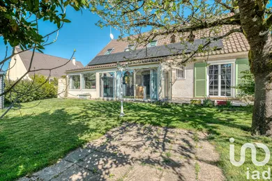 House at Serris (77700)