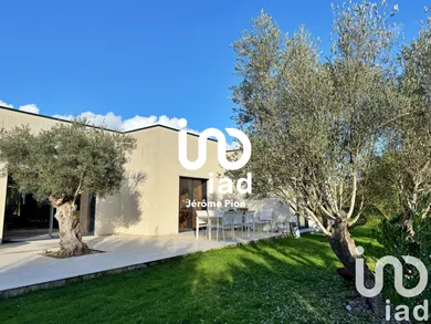 Maison traditionnelle à Saint-Cyr-sur-Loire (37540)