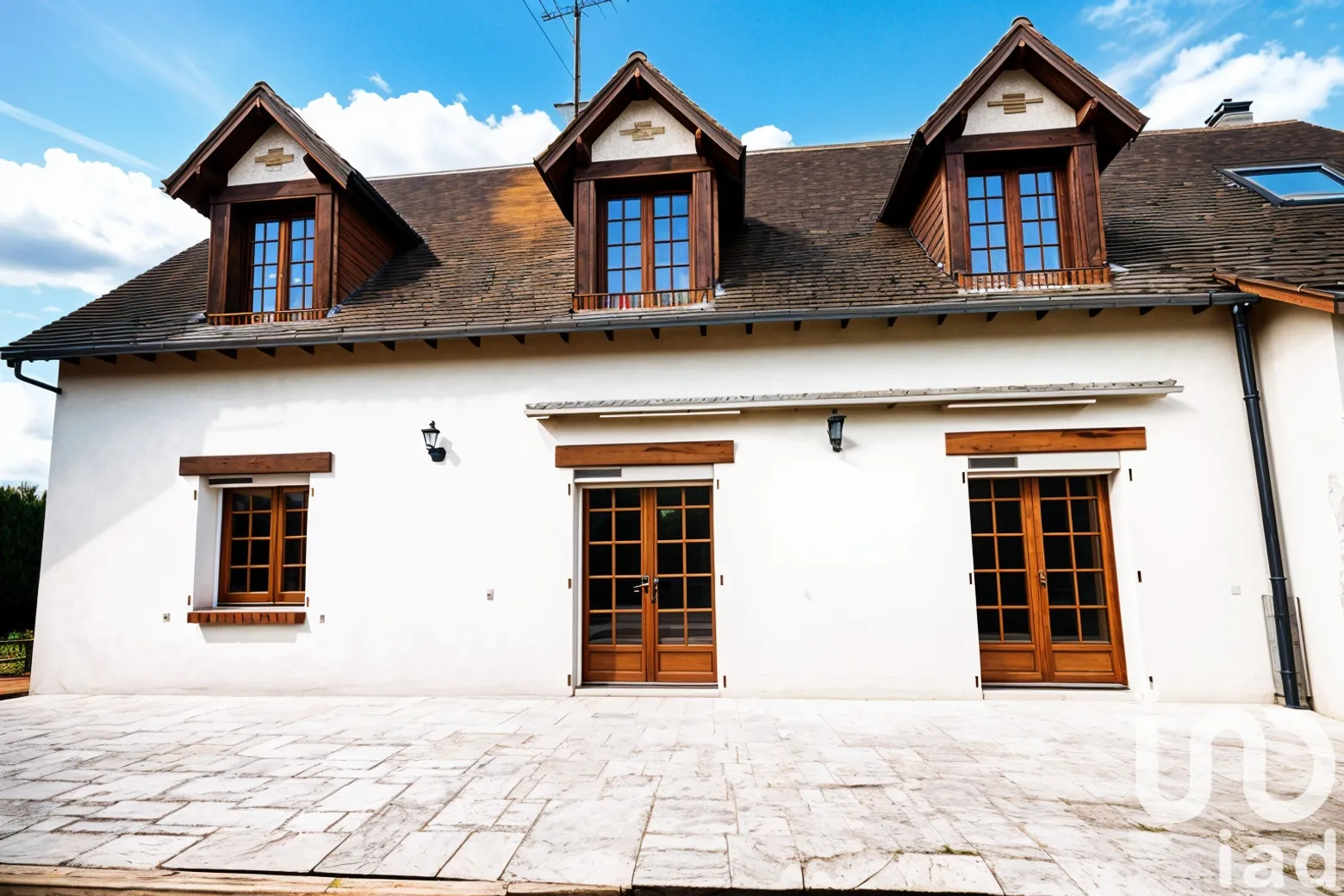 Vente maison à Vineuil (41350) : maison 7 pièces 196 m² - 2104095 — 2