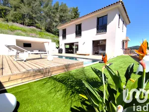 House at Hyères (83400)