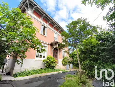 House at Vénissieux (69200)