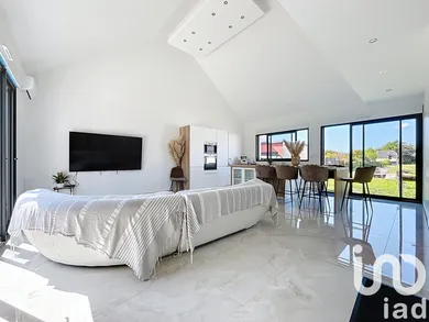 Maison à Mesnil-Roc'h (35720)