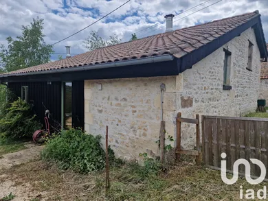Maison de campagne à Varaignes (24360)