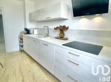 Apartment at Sainte-Savine (10300)