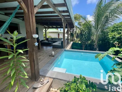 House at Saint-François (97118)