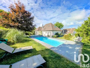 Mansion at Orgeval (78630)