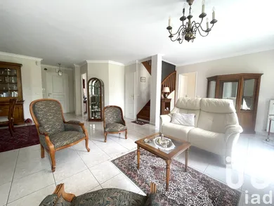 House in Mandres-les-Roses (94520)