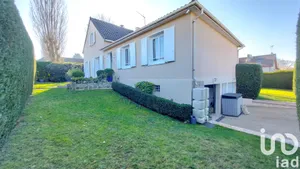 Maison à Montfort-l'Amaury (78490)