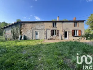 House at Randan (63310)