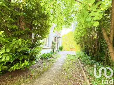 Maison traditionnelle à Tassin-la-Demi-Lune (69160)