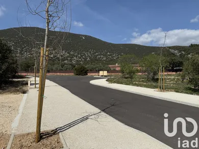 Building plot in Rustrel (84400)