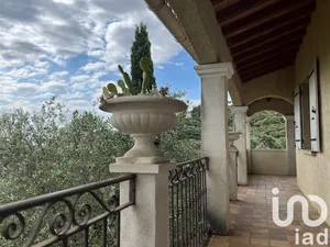Apartment at Villeneuve-lès-Avignon (30400)
