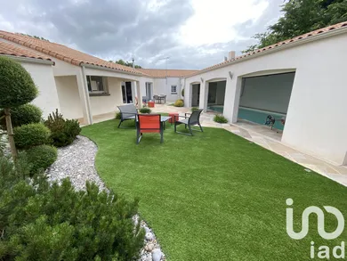 Maison à Aizenay (85190)