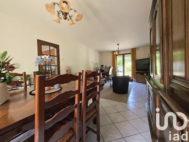House in Cires-lès-Mello (60660)