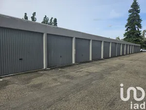 Parking à Villars (42390)