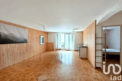 Apartment in Cauterets (65110)