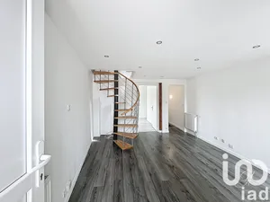 Townhouse at Rosny-sous-Bois (93110)