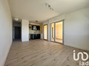 Apartment in Nîmes (30900)