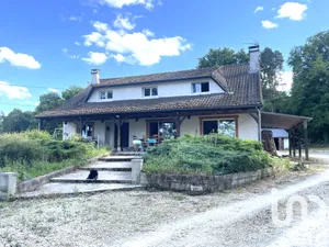 House at Avreuil (10130)