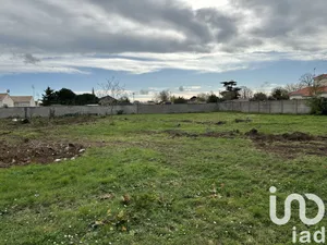 Terrain à bâtir à Marennes (17320)