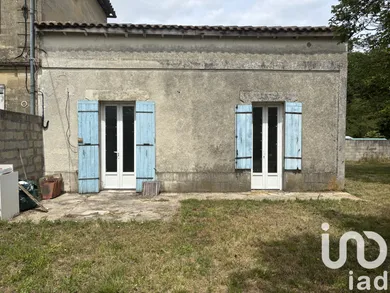 House at Coutras (33230)